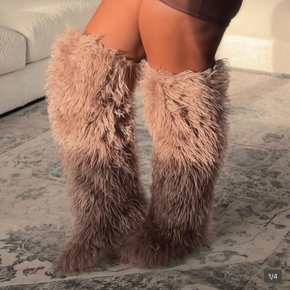 Over the Knee Furry Slip-in Boots- Like New Size 9.5 - Picture 2 of 4